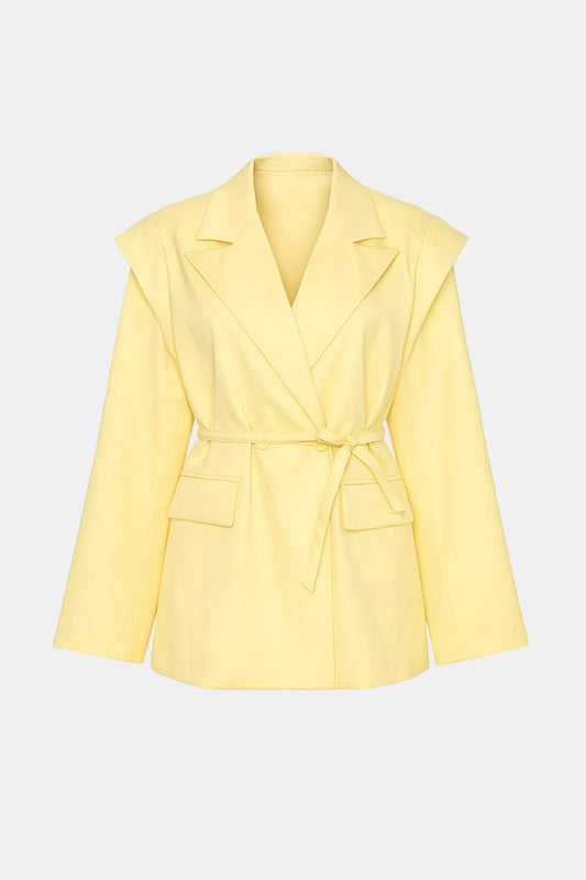 Blazer avec épaules structurées et ceinture | Élégance moderne et affirmée